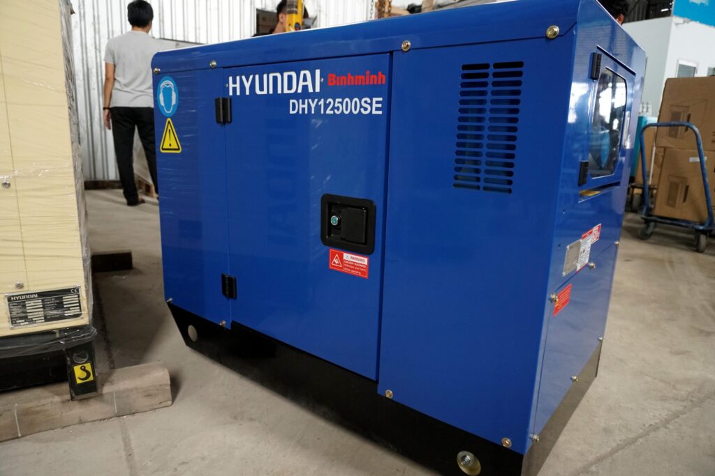 MÁY PHÁT ĐIỆN DIESEL 10 KW Vỏ chống ồn, đề nổ (chính hãng)